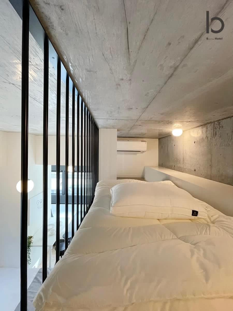 Bhotel Nekoyard - Modern Loft Studio Steps From Peace Park Хиросима Экстерьер фото
